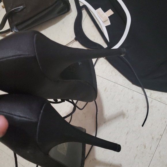 # 020 N.Y.L.A. SHOES - Picture 3 of 13